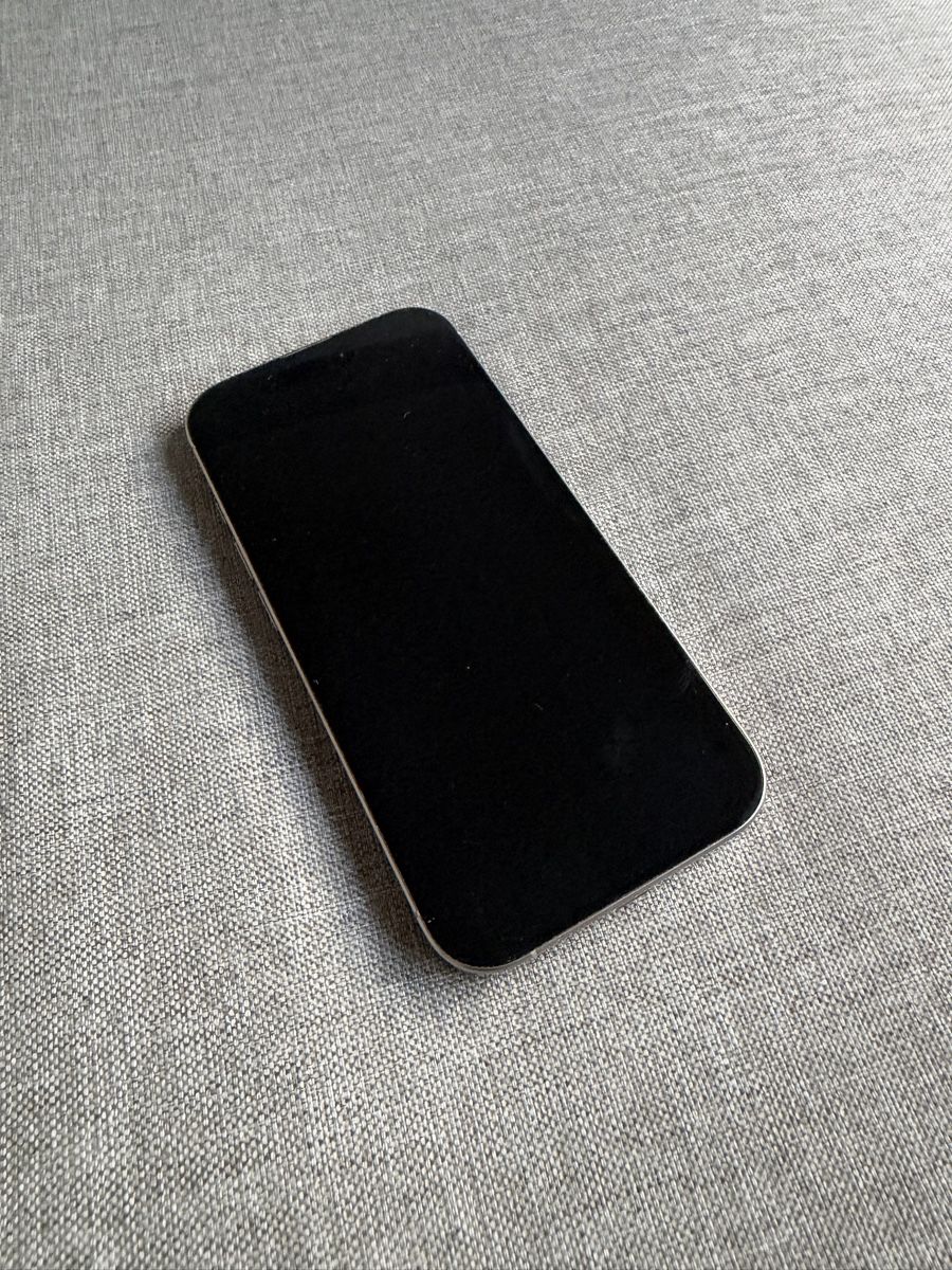 Apple Telefoni cellulari / Smartphones: Iphone 16 Pro 128gb – Usato da Stäfa venduto da leon_puthen 2