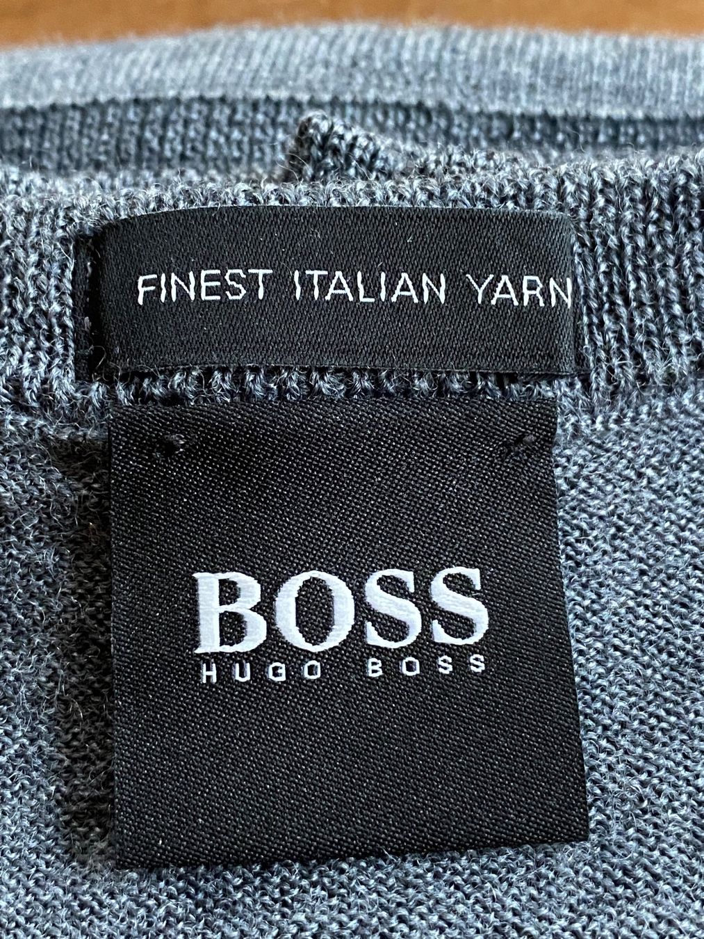 Hugo Boss Maglioni & Felpe: V-Pullover BOSS Grösse 54/56 – Usato da Rabius venduto da nel_5rvc 3