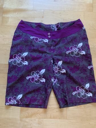Damen Shorts Gr 38