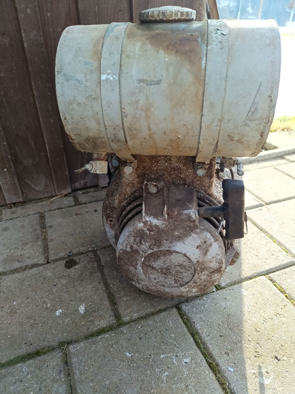 Motori: Mag Motor Bucher Reform Aebi Rapid – Difettoso da Trub venduto da Eneah 3