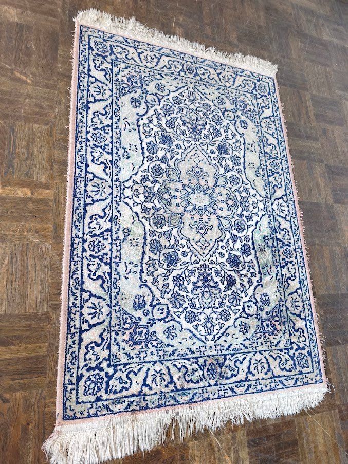 Tappeti: N4 Orientteppich handgeknüpft hell Rosa Seide 110x75cm – Usato da Toffen venduto da Immo-Erben 3