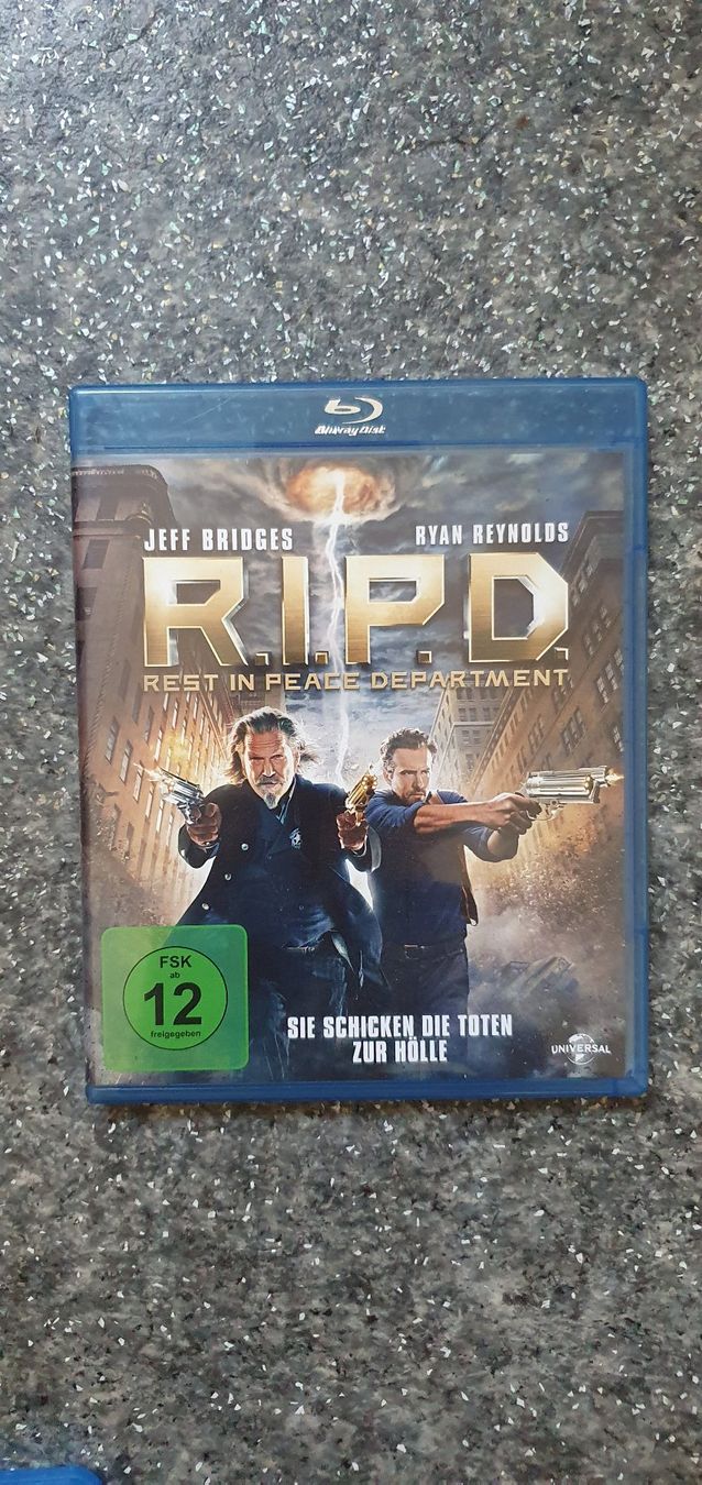 Tutti i DVDs: Blu-ray-Set: R.I.P.D. , Divergent & Star Wars – Usato da Biel/Bienne venduto da IT_KinG 1