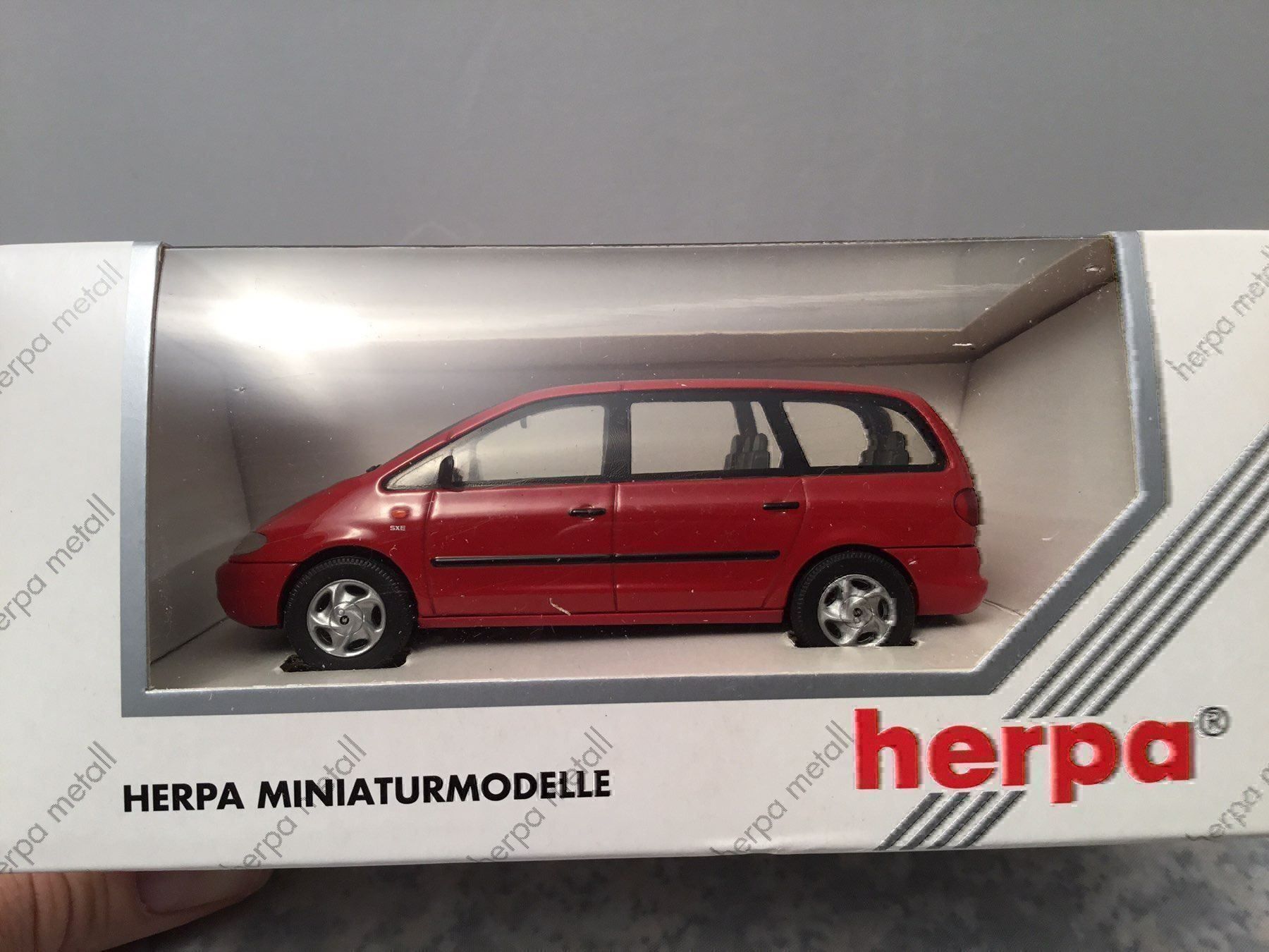 Seat Modellautos: Seat Alhambra / VW Sharan Modell – Neu und originalverpackt aus Erlenbach im Simmental von Model_box 2