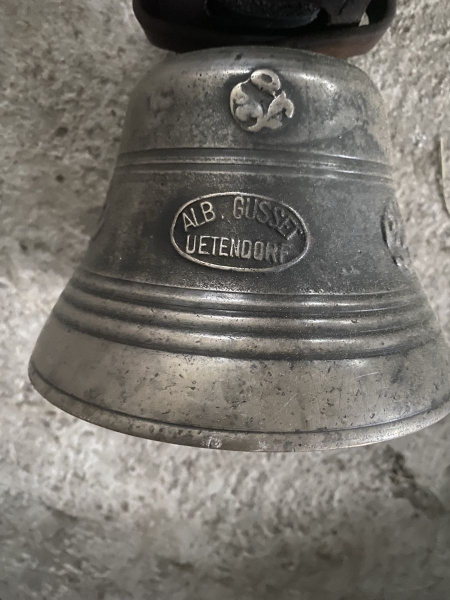 Campanacci mucche: Glocke Schelle – Usato da Menzingen venduto da Edelmuni7 1