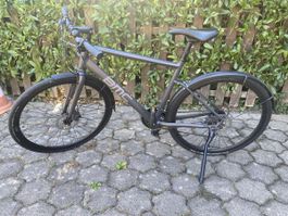 BMC Alpenchallenge Fahrrad grau neuwertiger Zustand