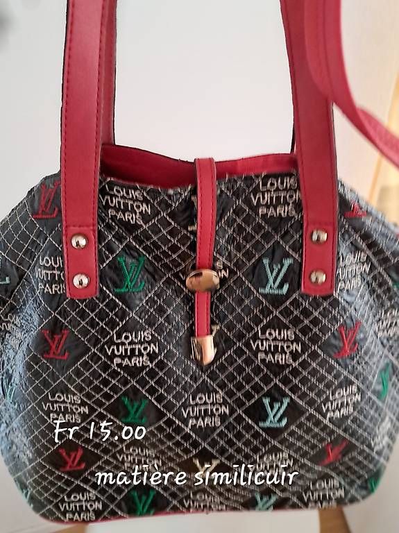 Borse da donna: A vendre – Usato da Düdingen venduto da petitloup 4