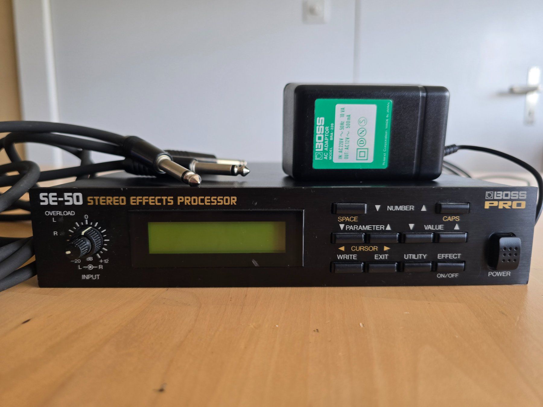 Boss Equalizzatori: BOSS SE-50 Stereo Effects Processor inkl. Netzteil, top Z... – Usato da Zug venduto da musikundtechnik