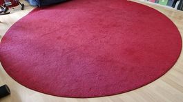 Teppich, 236 cm Durchmesser, guter Zustand.