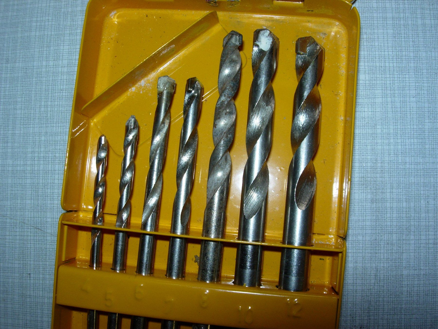 Tutti gli attrezzi: Betonbohrer 7-Teilig – Usato da Hagneck venduto da Simu696 1