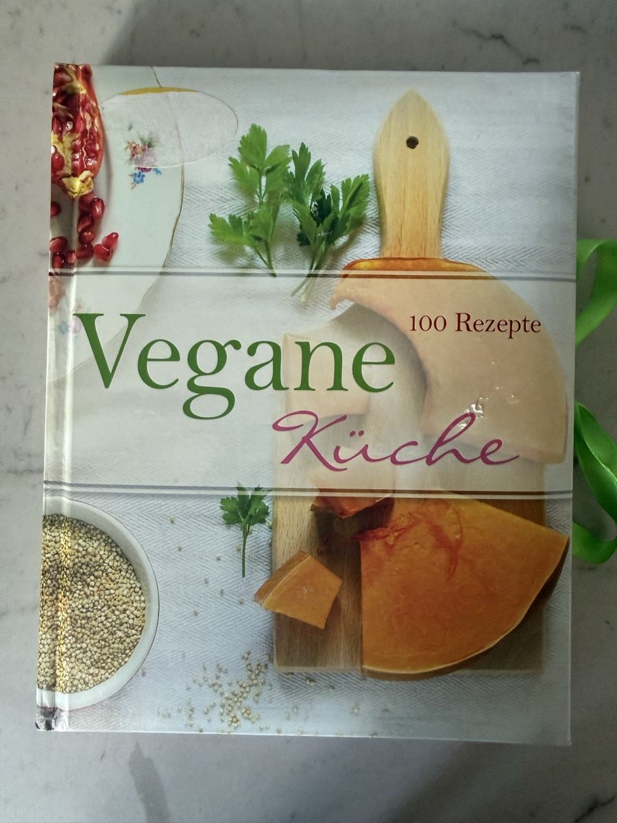 Libri: 3 Kochbücher Veganes Kochen – Usato da Zürich venduto da Nellyville73 5