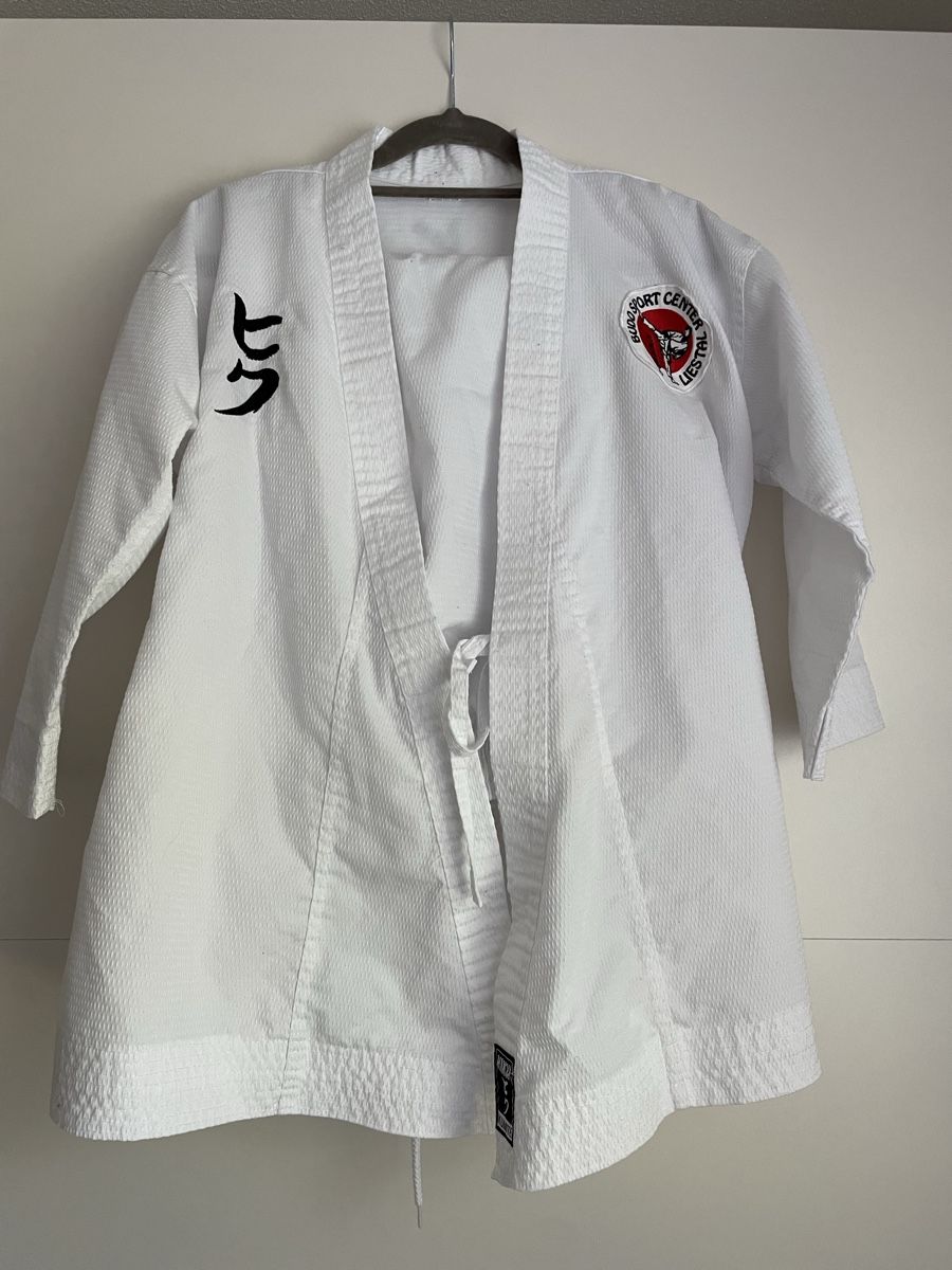 Kimono: Hiku Kumite Karate Gi / Kimono Gr. 140 – Usato da Bubendorf venduto da Gulli72