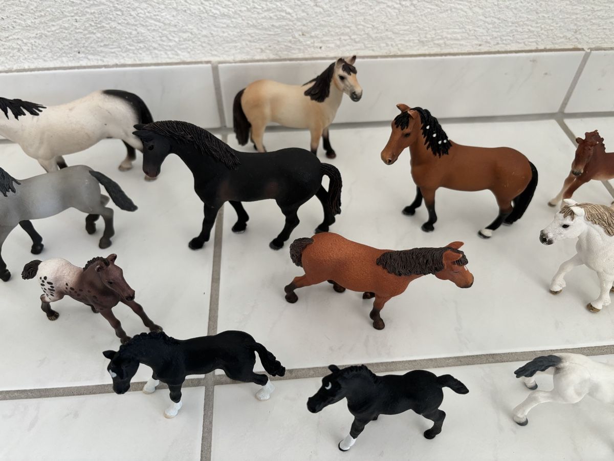 Schleich Figurines: Diverse Schleich Pferde – D'occasion à Uetikon am See par Winnieclaudia 2