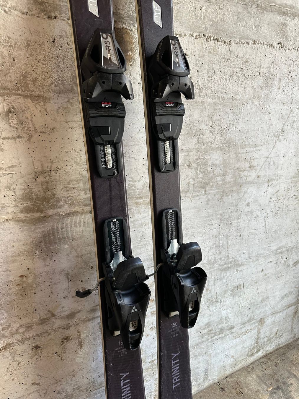 Fischer Skis: Fischer Trinity Ski 150CM – Gebraucht aus Emmenbrücke von karkarkar 2