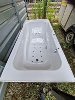 Badewanne mit Düsen