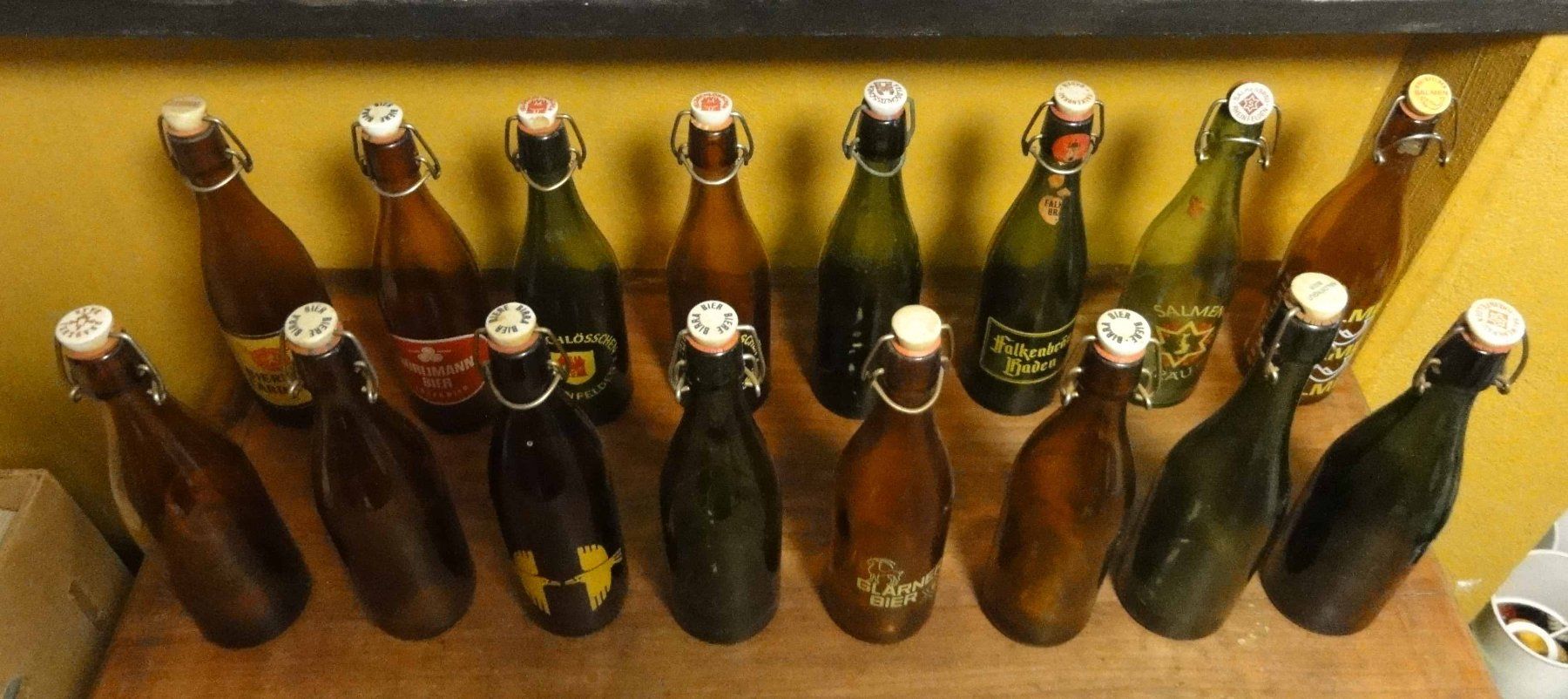 Bicchieri, Caraffe & Bottiglie: 20 Stk. Bierflaschen, vor 1990 – Usato da Wohlen AG venduto da Flusslauf 5