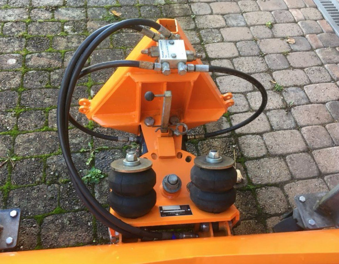 Zaugg Sgombero neve: Schneepflug Zaugg 150cm – Usato da Dagmersellen venduto da Giasil 2