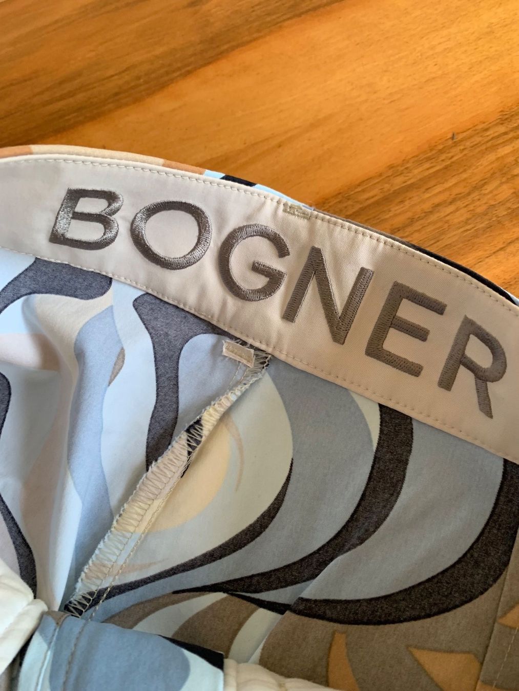 Bogner Pantaloni: Bogner wilde Hose, Gr. 36, bunt Retro-Muster - Mega Teil! – Usato da Meiringen venduto da Sheyene 2