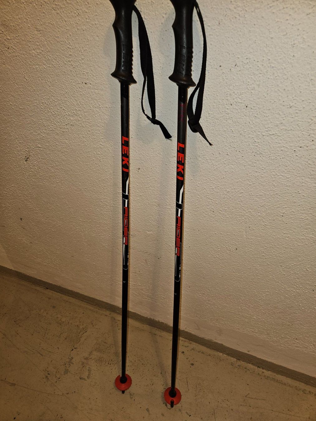 Elan Skis: Elan Curving Ski 130cm – Gebraucht aus St. Gallen von giova3 3
