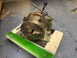 Teilapparat mit Dreibackenfutter Ø ca. 200 mm – Massiv