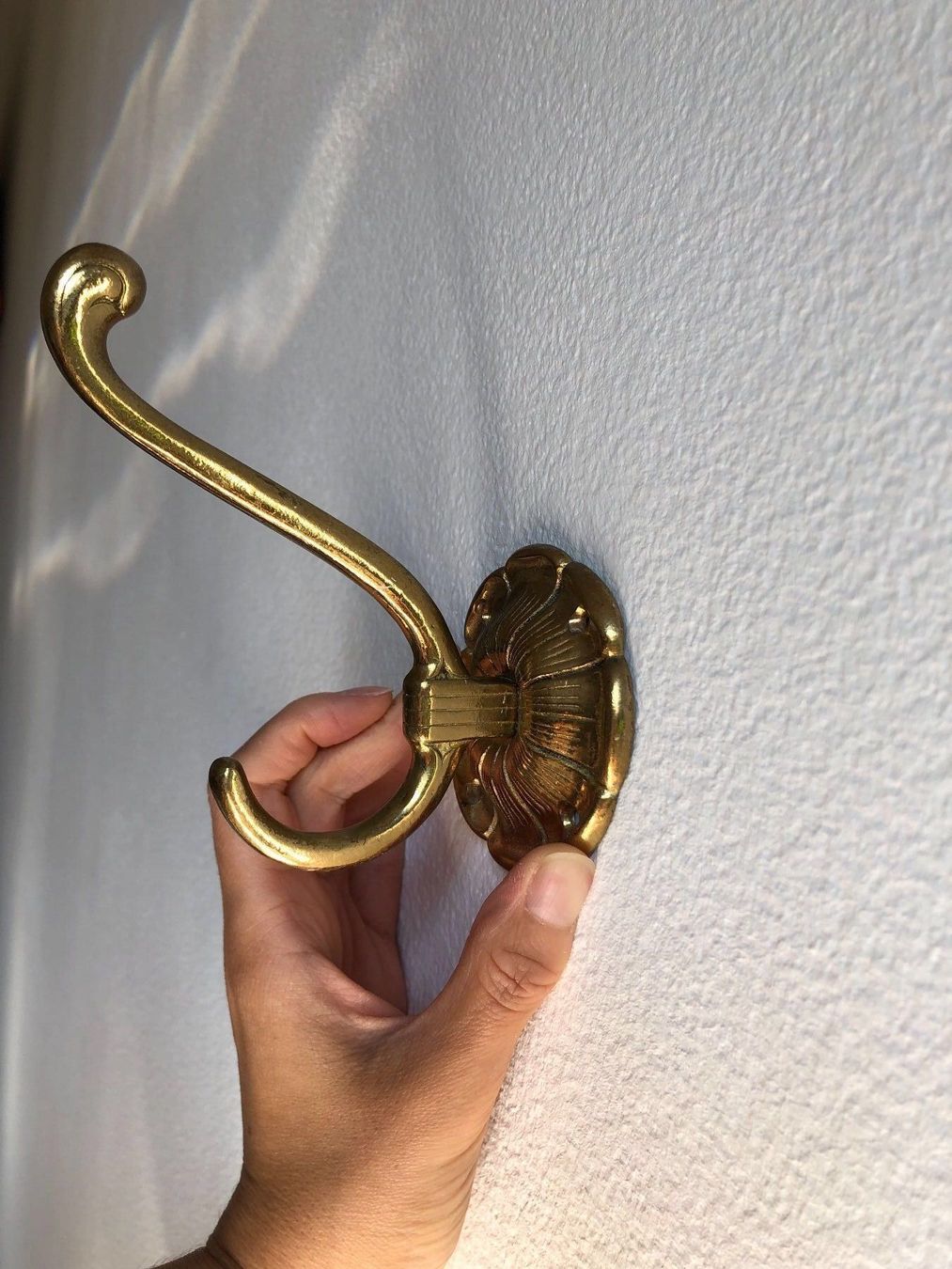 Ferramenta: Goldene Haken Messing – Usato da Zürich venduto da kitsune