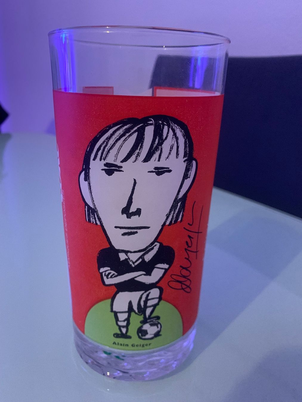 Coca-Cola Bicchieri: Verre Coca Collector 1994 – Usato da Neuchâtel venduto da Aquila99