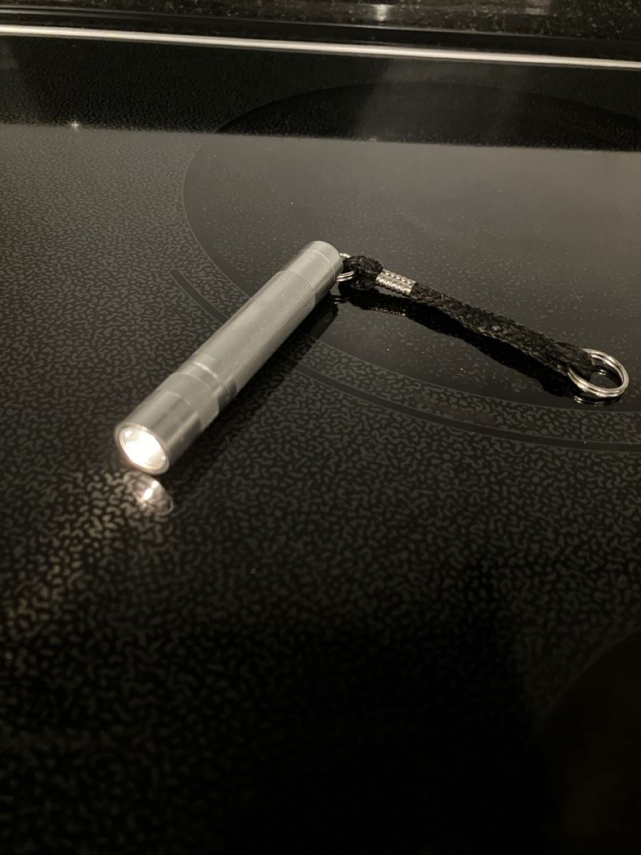 Lampade: Maglite Solitaire (Glühbirnchen) – Usato da Luzern venduto da Pteropus