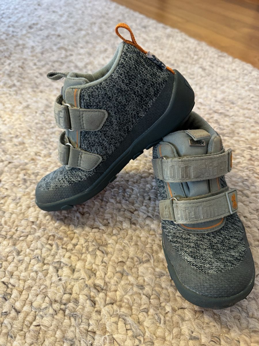 Affenzahn Scarpe per ragazzi: Affenzahn Barfussschuhe wasserdicht, Gr. 29 – Usato da Riedikon venduto da fox222 1