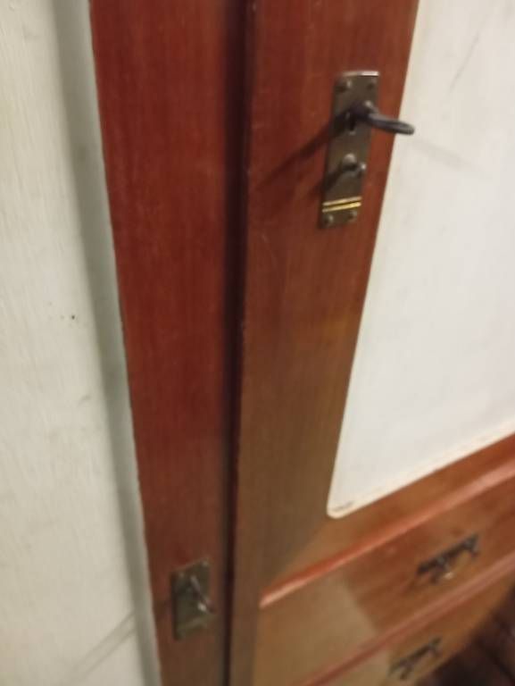 Armadi: Kleiderschrank – Usato da Basel venduto da Petergunn 4