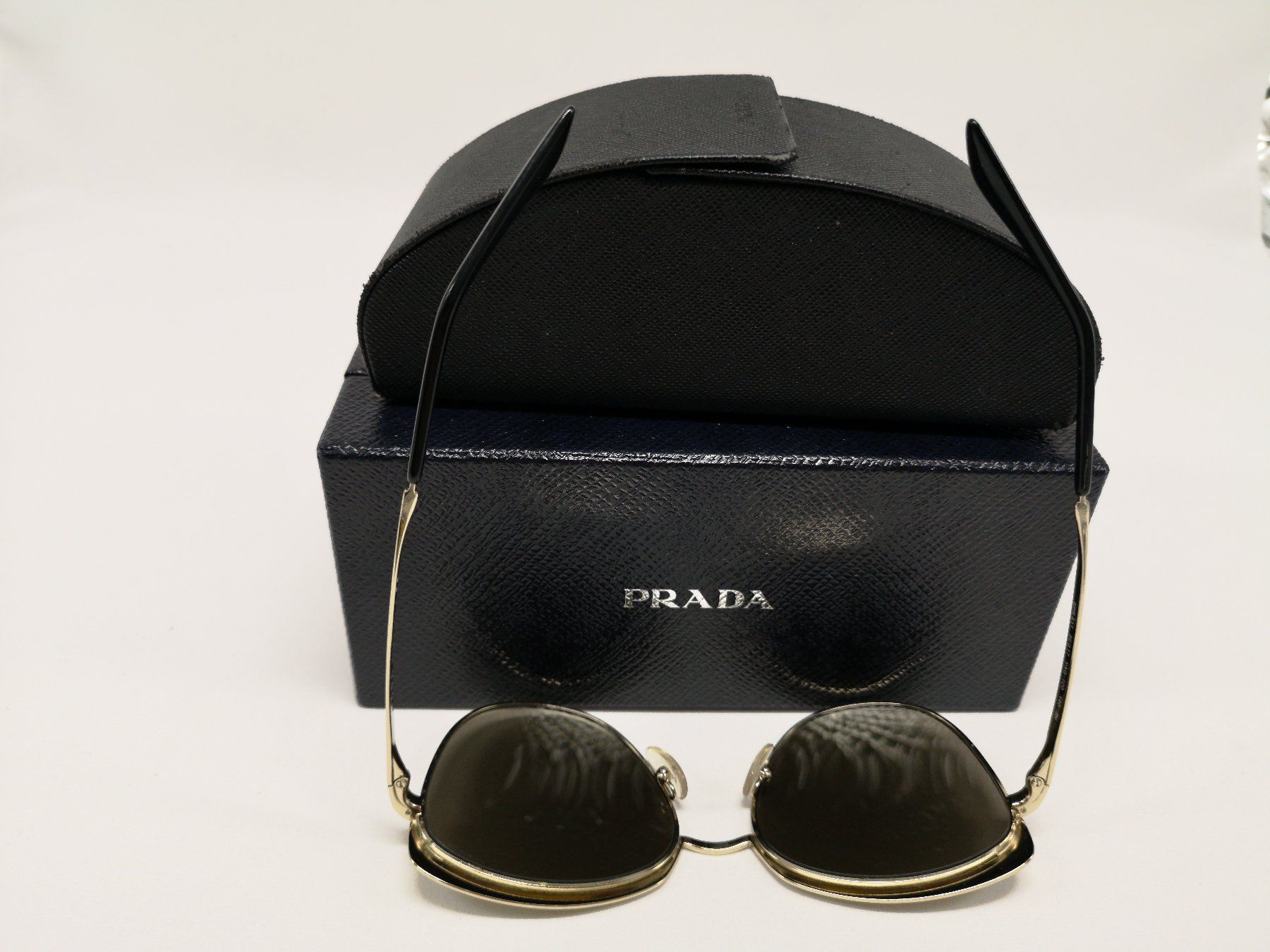 Prada Occhiali & Lenti: PRADA Originales / Luxe - Qualité - Elégance ! – Usato da Bulle venduto da italicum 4