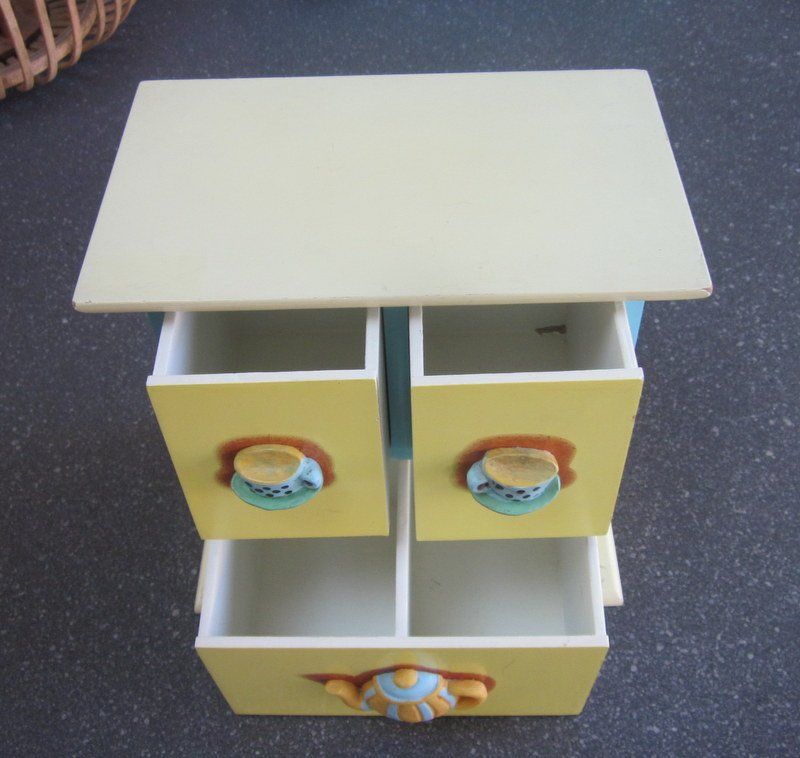 Sistemi di archiviazione: Tee-Kästchen/Mini Kommode/Schmuckkästchen mit  3 Schubladen – Usato da Bischofszell venduto da Pfau0 6