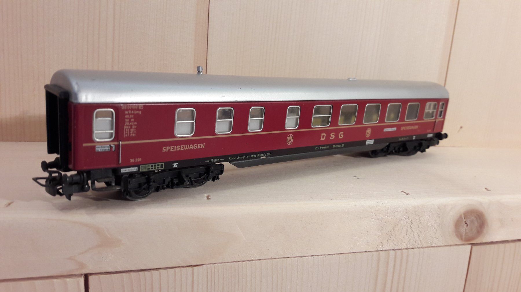 Märklin Modellini di ferrovie: Märklin HO AC : DB wagon-restaurant "WR4 – Usato da Buttes venduto da Cafe2005 3