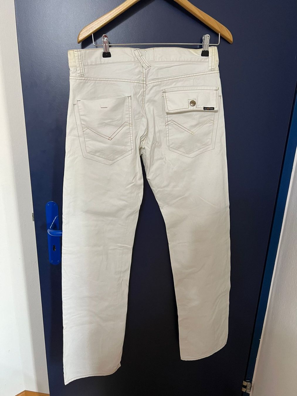 Jeans: Energie Herren Hosen weiss – Neu (gemäss Beschreibung) aus Lupfig von Pluribus 3