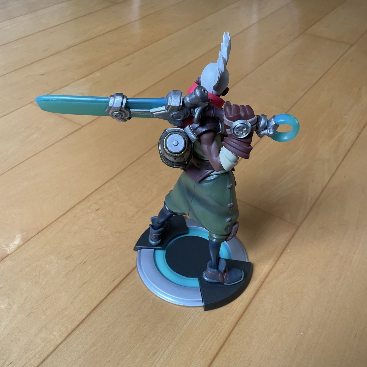 Statuette: Statue "Ekko Unlocked" von Riot Games – Nuovo (secondo la descrizione) da Münchenstein venduto da Moosetashed 2