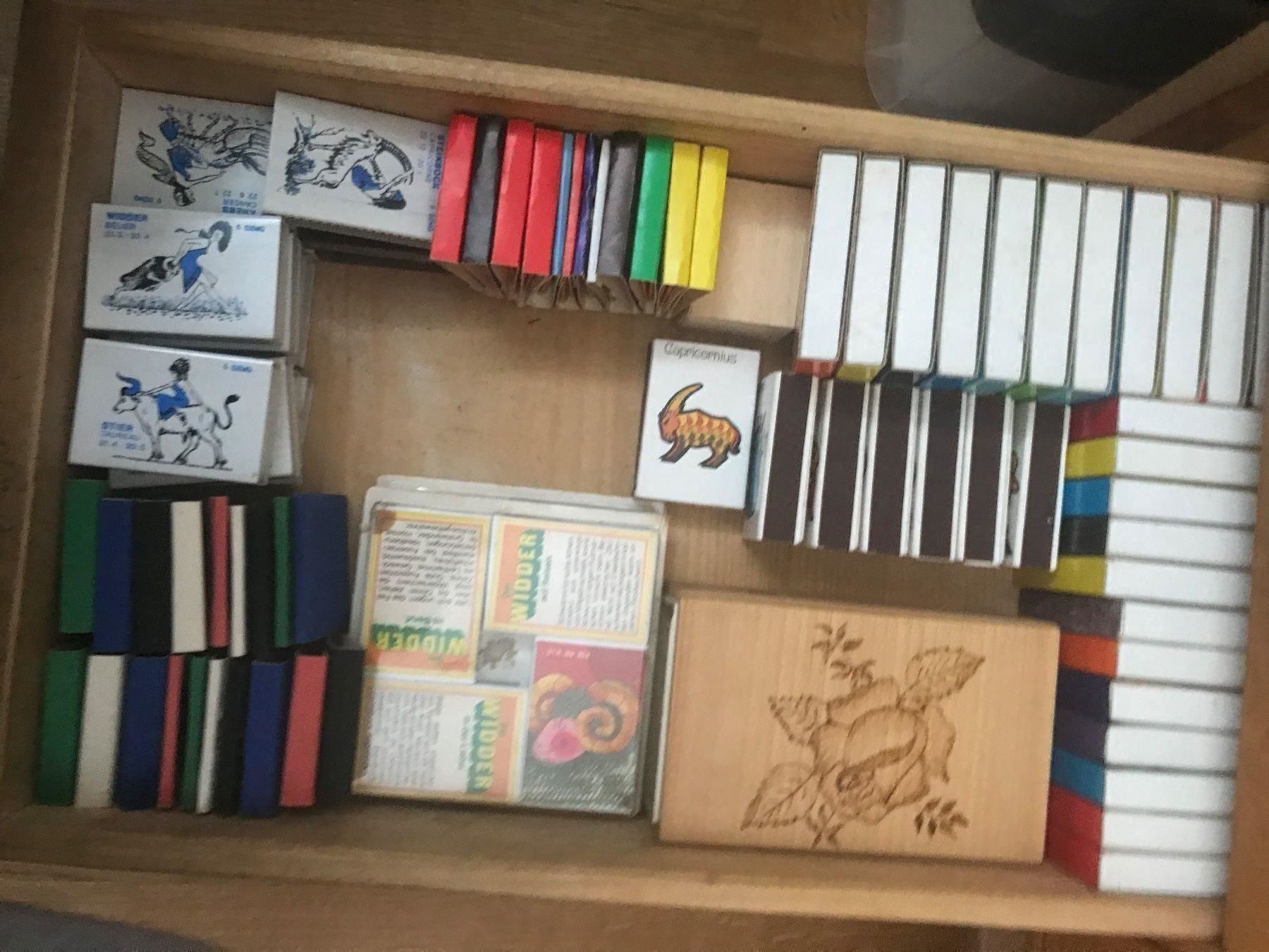 Raccolte di bollini & punti: ZÜNDHOLZBRIEFCHEN-, SCHACHTELN SAMMLUNG MIT. MÖBEL – Nuovo (secondo la descrizione) da Hochdorf venduto da la_nationale 7