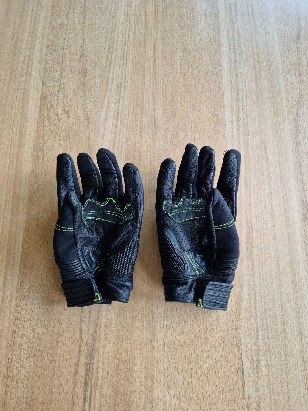 Vanucci Autres accessoires hommes: Motorradhandschuhe Vanucci – D'occasion à Domat/Ems par palfier14 2