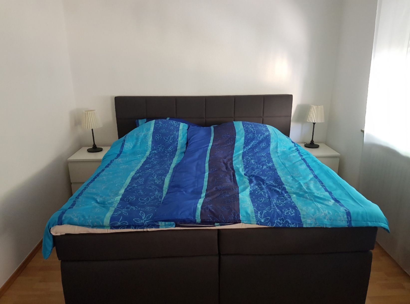 Letti: Zu verschenken: Boxspringbett 180 × 200 cm  – Usato da Rotkreuz venduto da sth_95yx