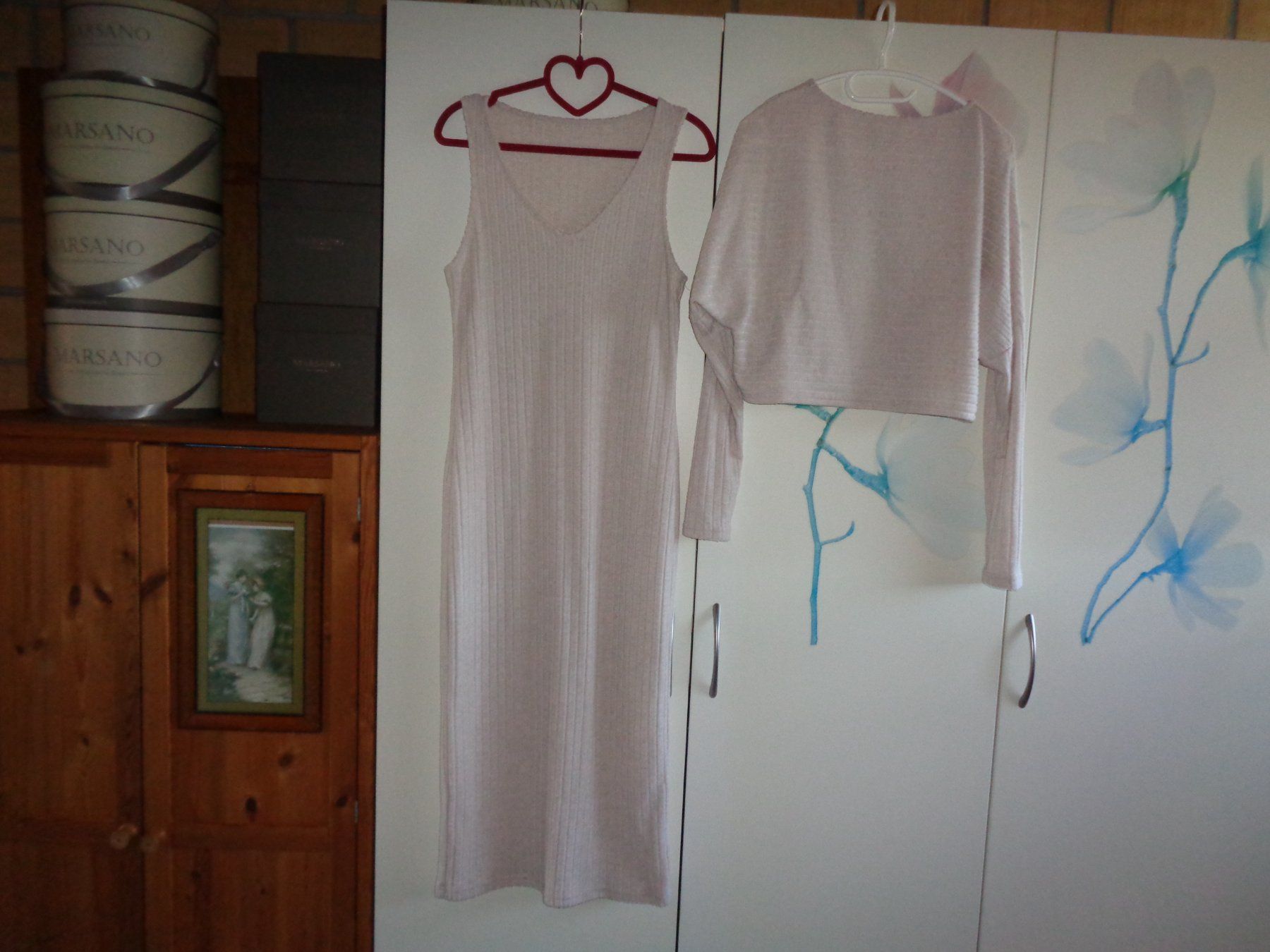 Shein Vestiti: *** 2Teiler *** / Kleid mit Pulli / Neu / Shein – Nuovo (secondo la descrizione) da Othmarsingen venduto da Leuchtturmlady