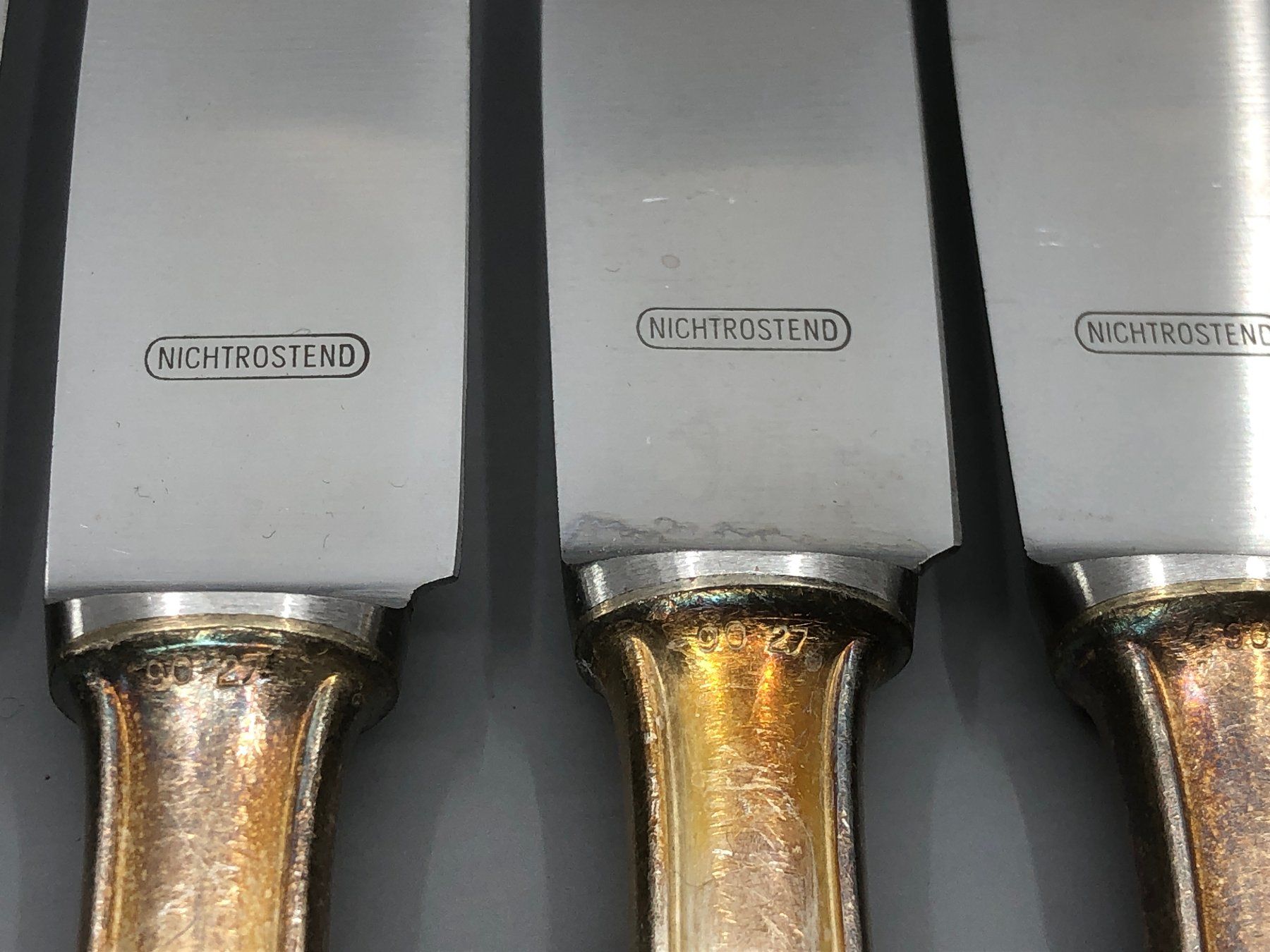 Besteck: 8 Tafelmesser versilbert – Gebraucht aus Basel von Tiabeanie 5