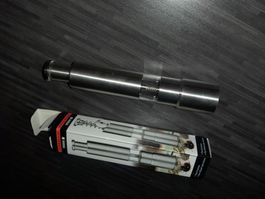 Edelstahl Pfeffer Mühle - Gewürzmühle mit On Touch Knopf