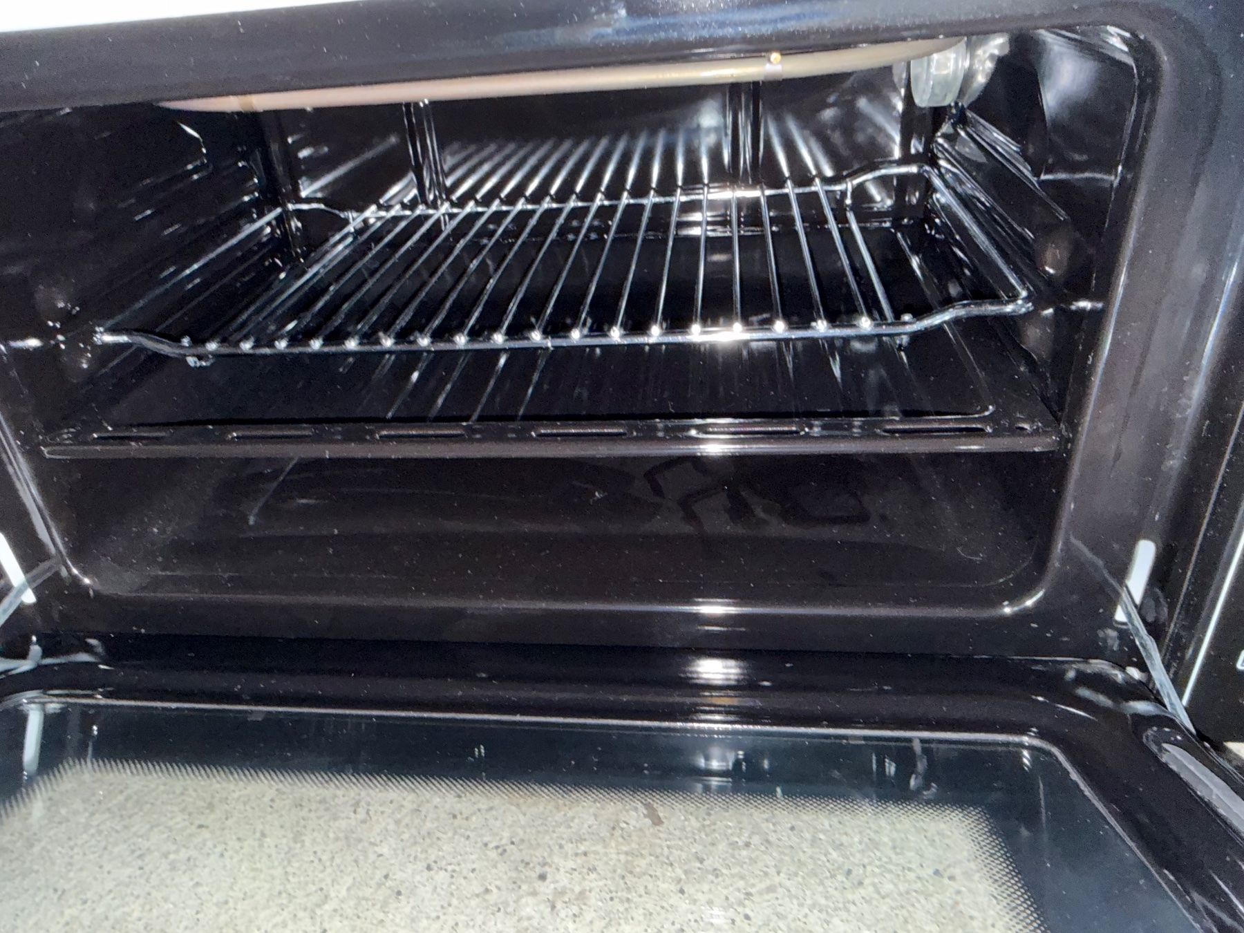 Forni per pizza: Mini-Backofen mit Kochplatten ROMMELSBACHER – Usato da Horw venduto da emysk7 1