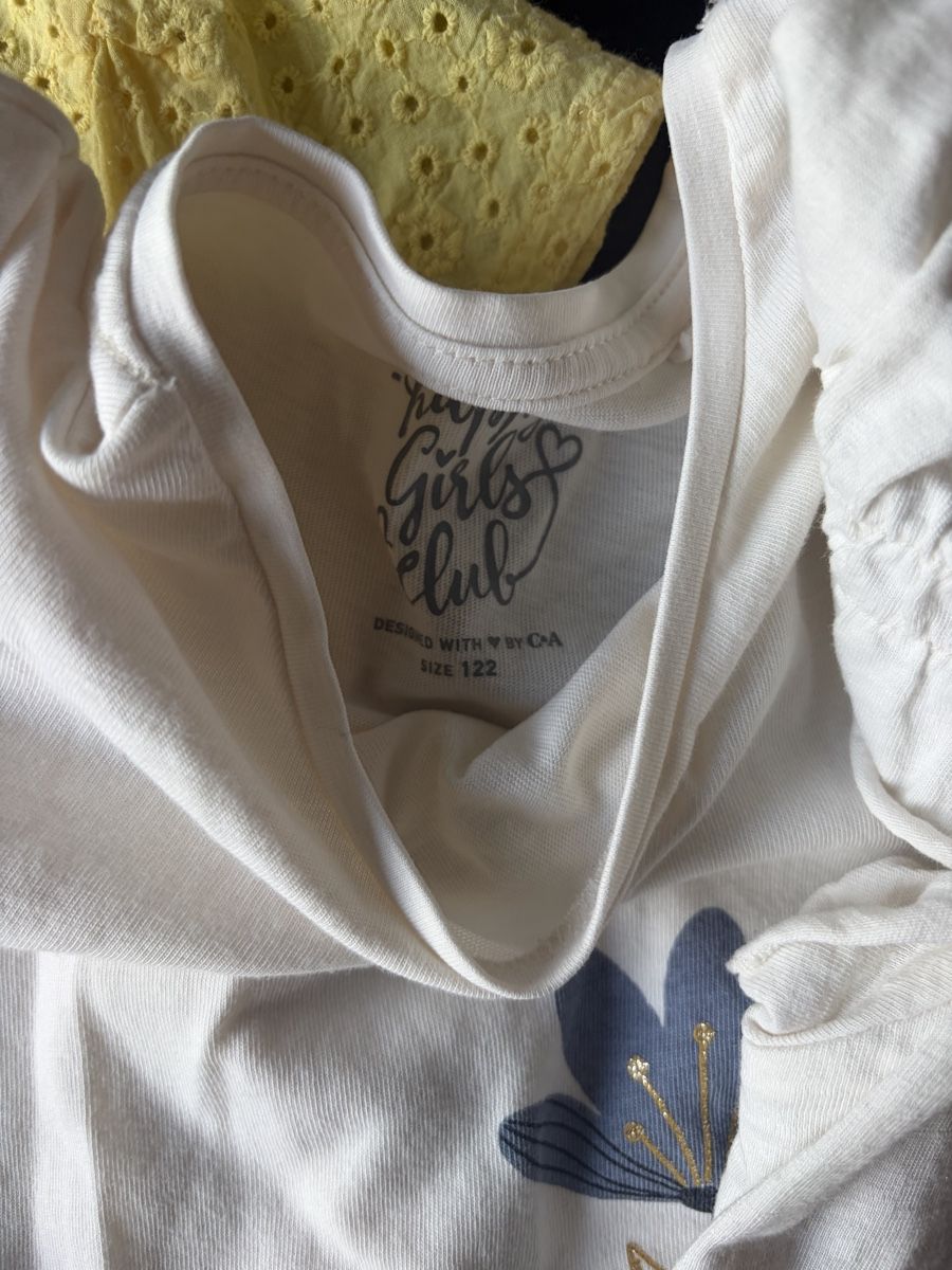Kleiderpakete & -sets: T-Shirt Set – Neu (gemäss Beschreibung) aus Horgen von lee_kh6r 1