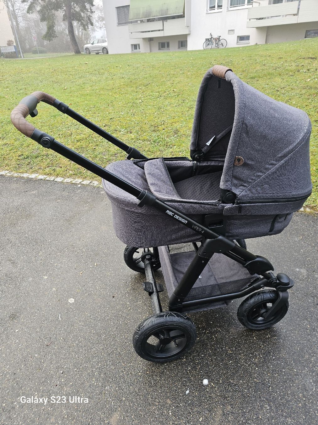 ABC Design Carrozzine: ABC Design Viper 4 Kinderwagen Grau – Usato da Dübendorf venduto da HelmiRDK8600 5