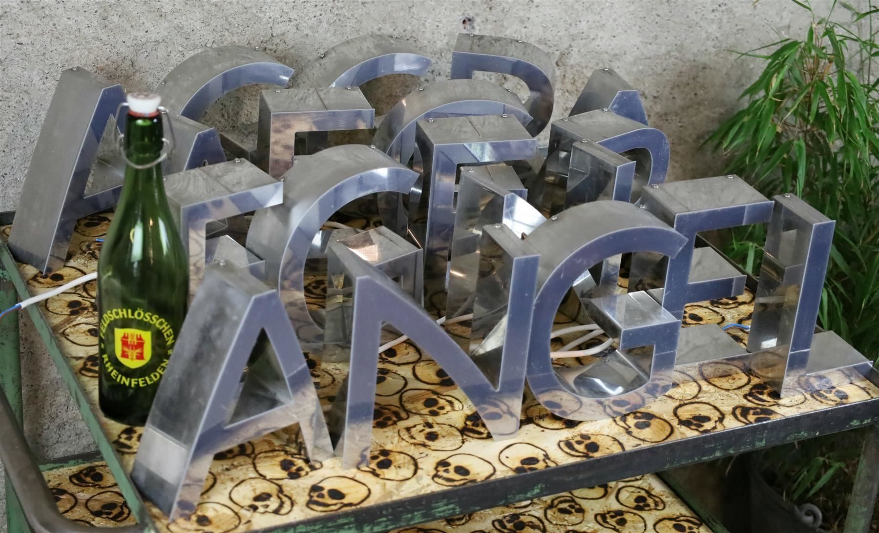 Tutte le decorazioni: Leuchtbuchstaben "ANGER" – Usato da Birrwil venduto da brandschatz_birrwil 6