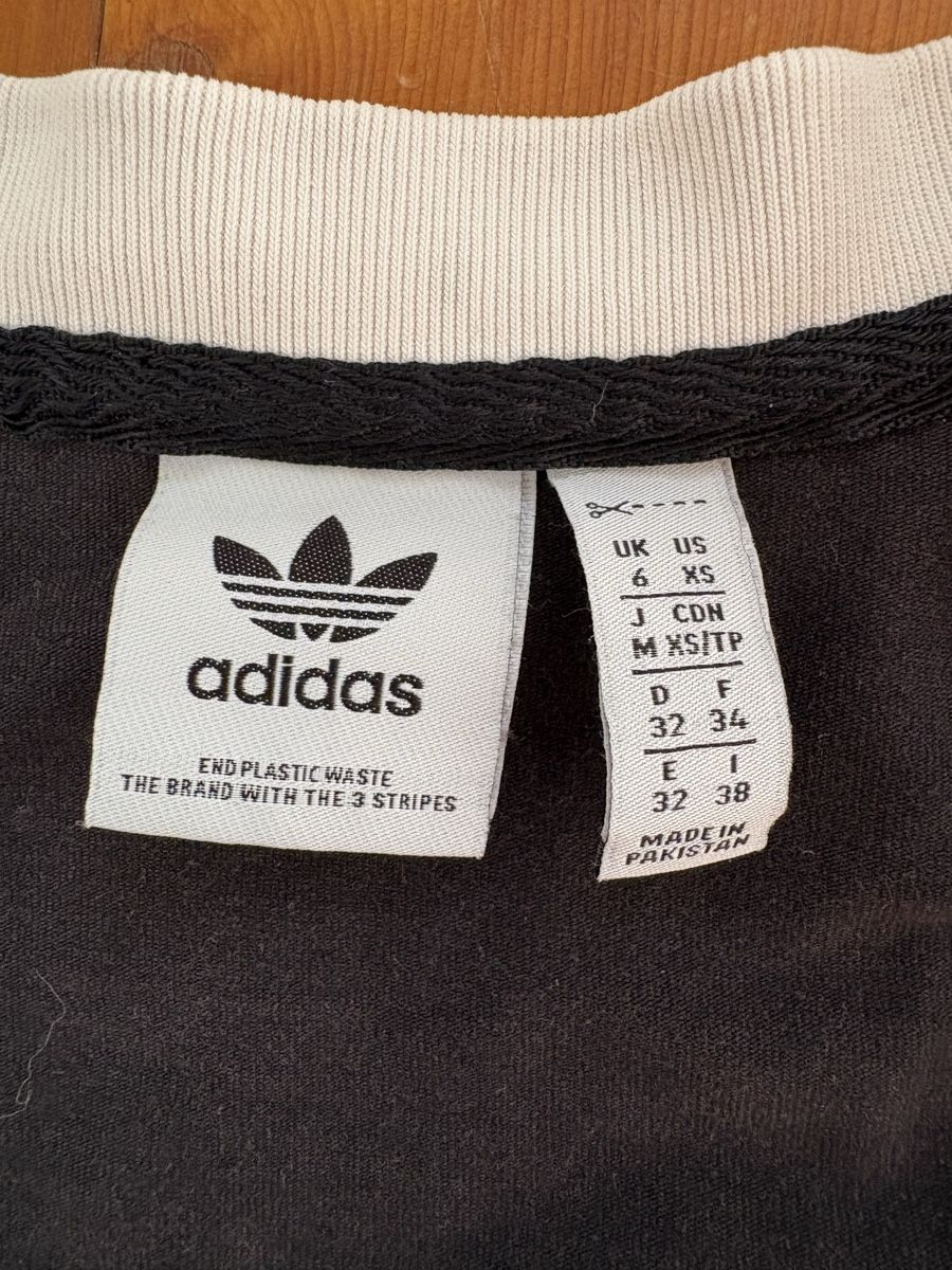 Adidas T-Shirts: T-shirt Adidas – Gebraucht aus Sion von edelweissse 3