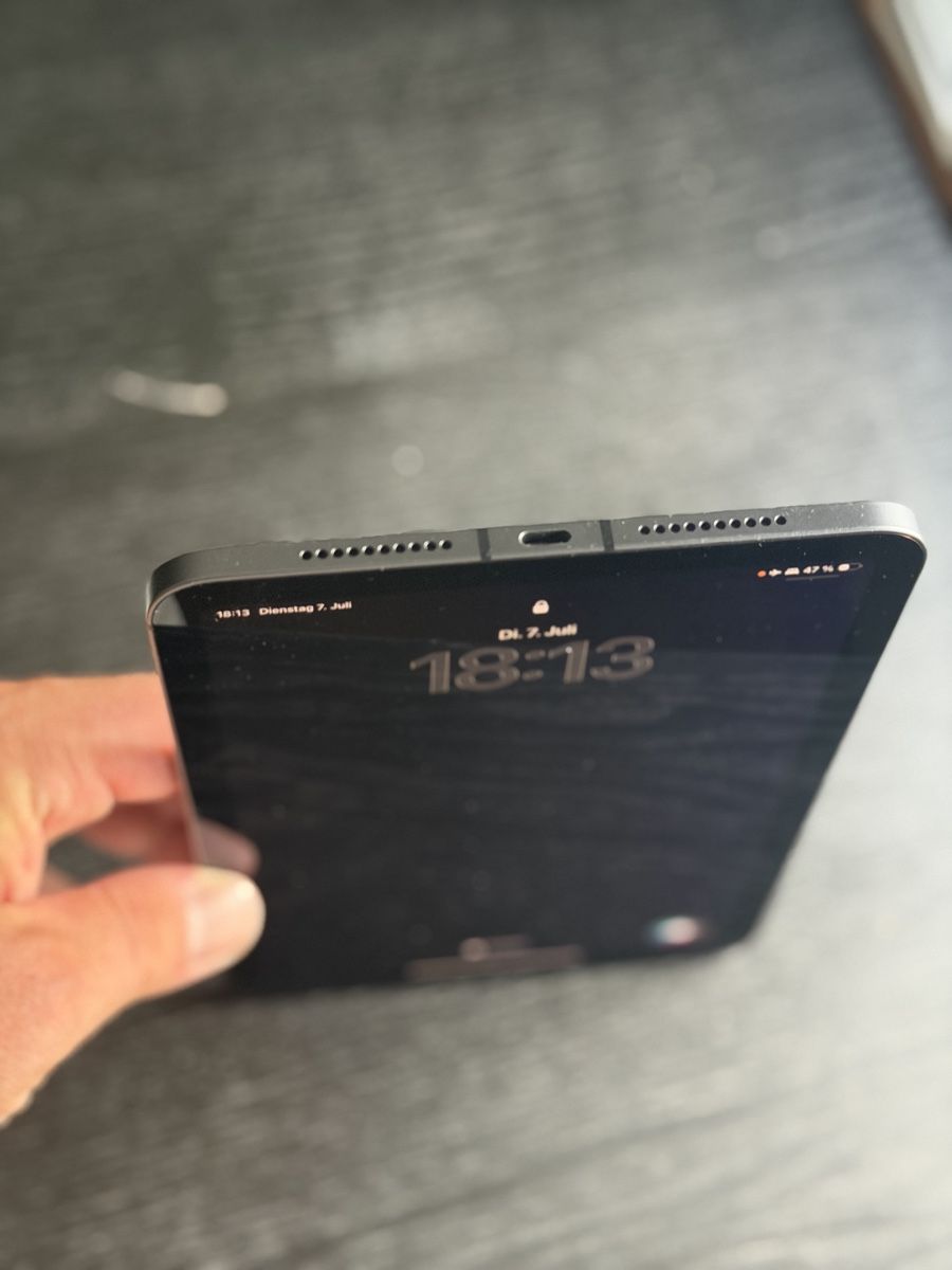Apple Tablet PC: iPad Mini 6 5G 64 GB – Usato da Lausen venduto da yan_lnj6 7
