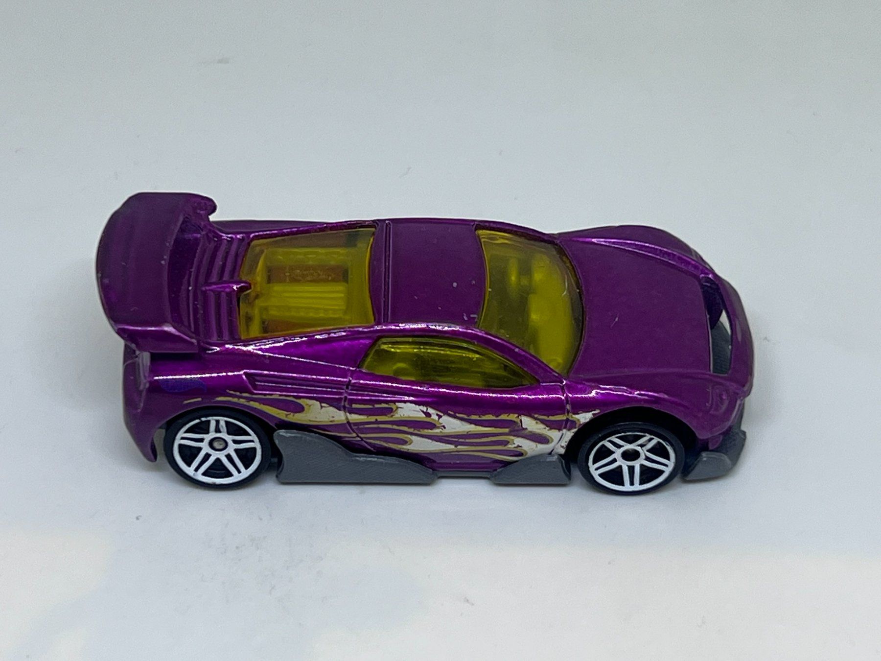 Hot Wheels Modellini d'auto: Hot Wheels MS-T Suzuka #186 – Usato da Wildegg venduto da LaaBoutique 1