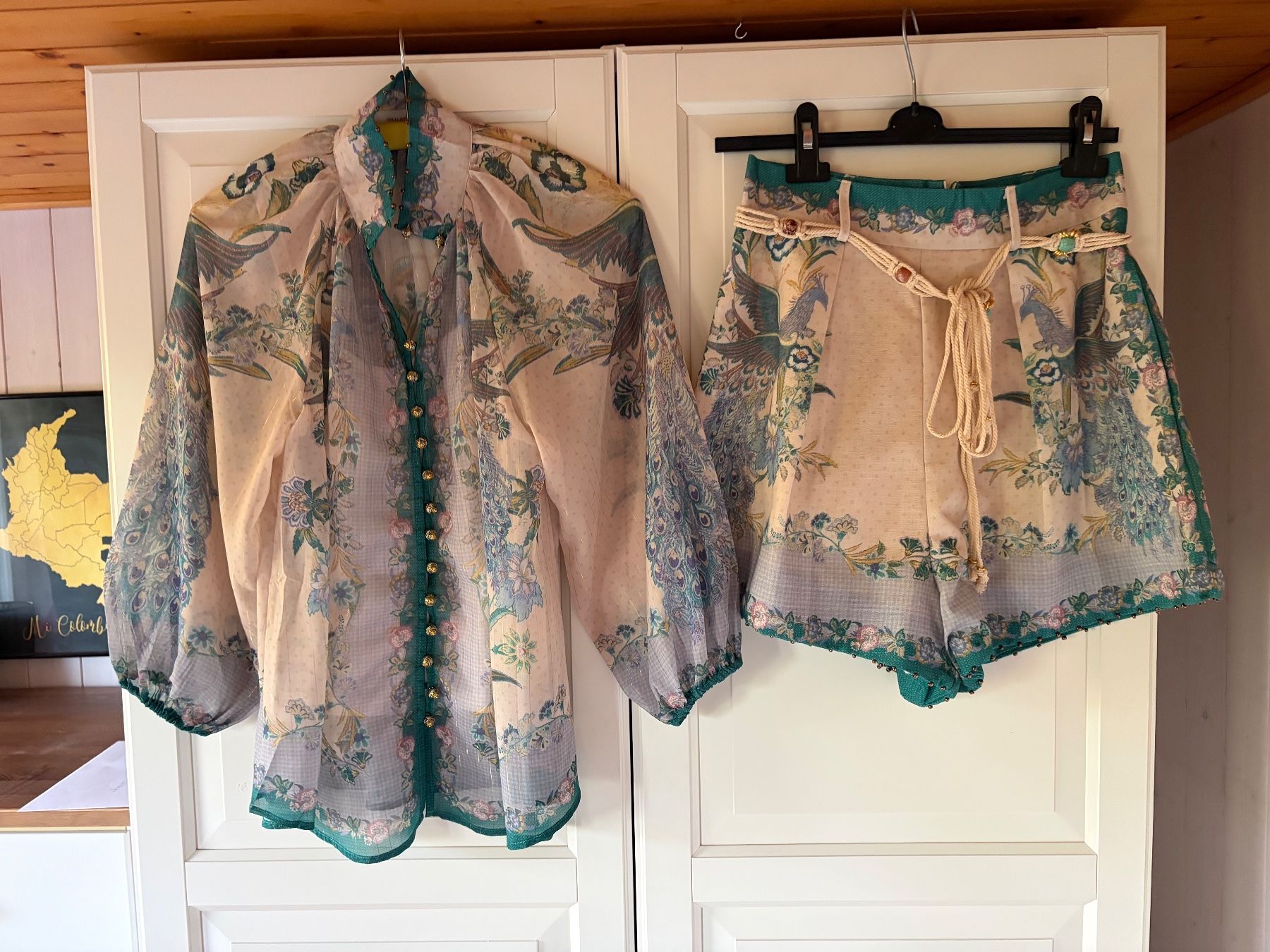 Kleiderpakete: Summer Elegant Blouse & Shorts – Neu (gemäss Beschreibung) aus St.Josefen von lop_lh8d 1