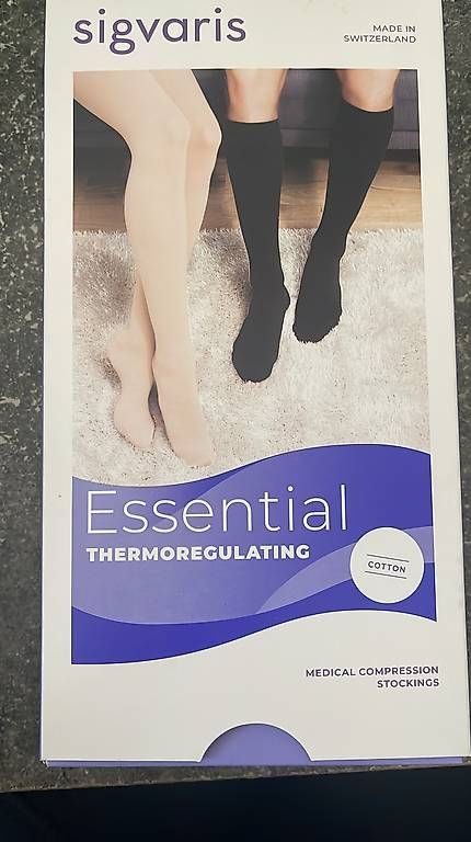 Calze & Collant: Sigvaris Essential Thermoregulating Kompressionsstrümpfe  – Usato da Kloten venduto da Lume_o