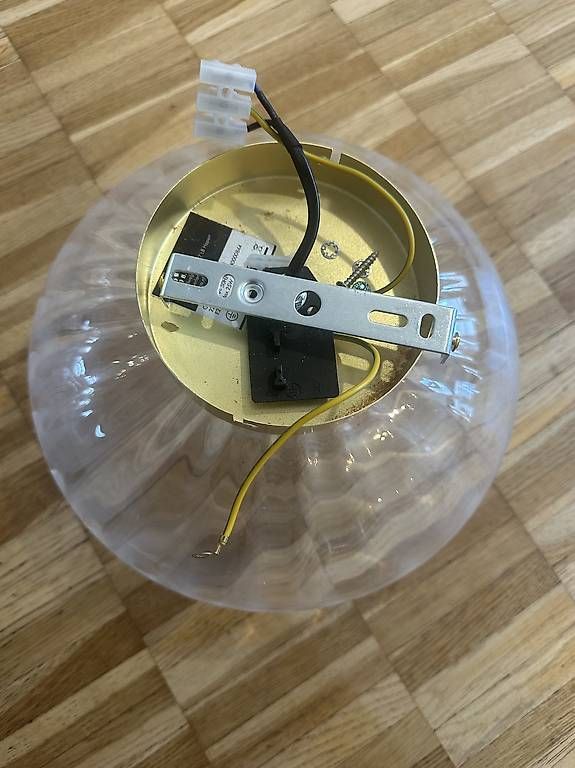 Lustres & lampes de plafonds: Glas Deckenleuchte *Neuwertig  – D'occasion à Flüh par sar_6c26 2