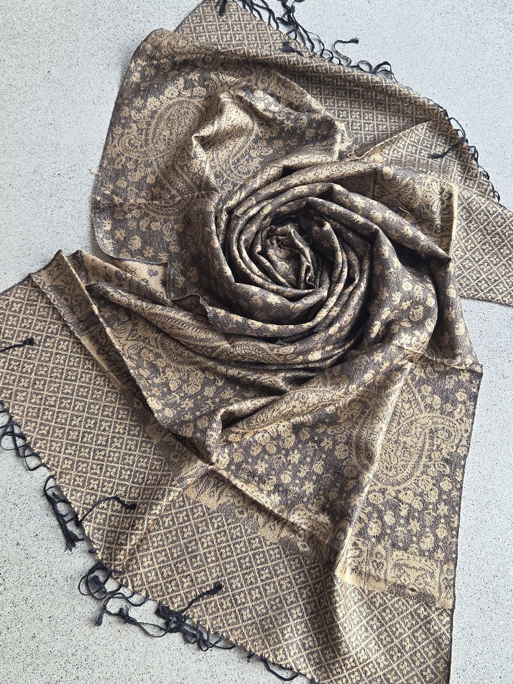 Foulards & écharpes: Schal / Pashmina 70 x 180 cm – Neuf avec emballage d'origine à Frauenfeld par Schenken-mit-Herz